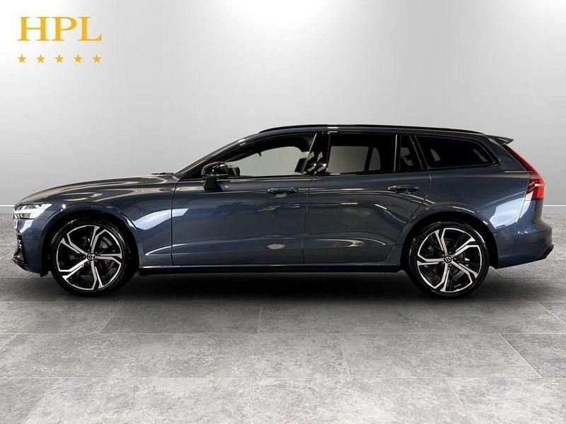 Usado Volvo V60 Plus 197 CV (144 kW) 2025 Azul Familiar