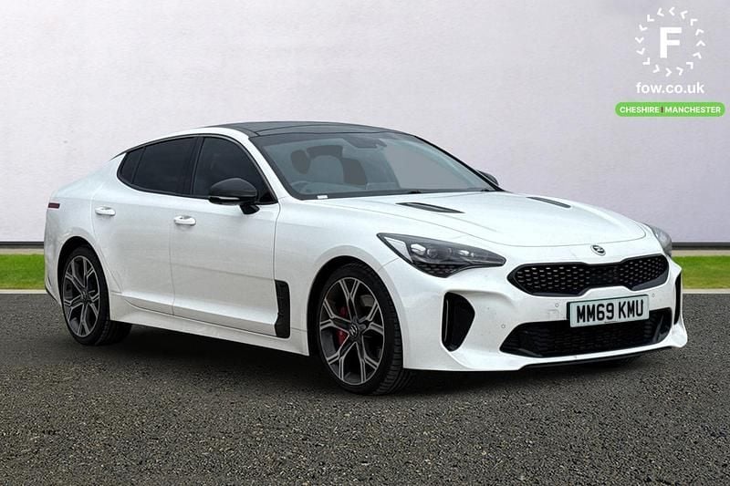White Used 2019 Kia Stinger Hatchback | £26,999 (Fair price) - Image 1/3
