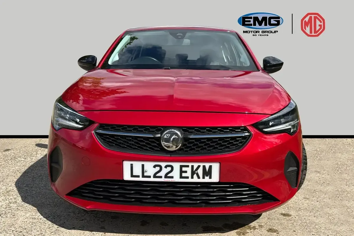 Used Vauxhall Corsa Edition 100 HP (73 kW) 2022 Red Hatchback