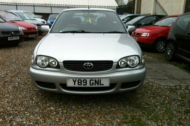 Używany Toyota Corolla 2001 Hatchback