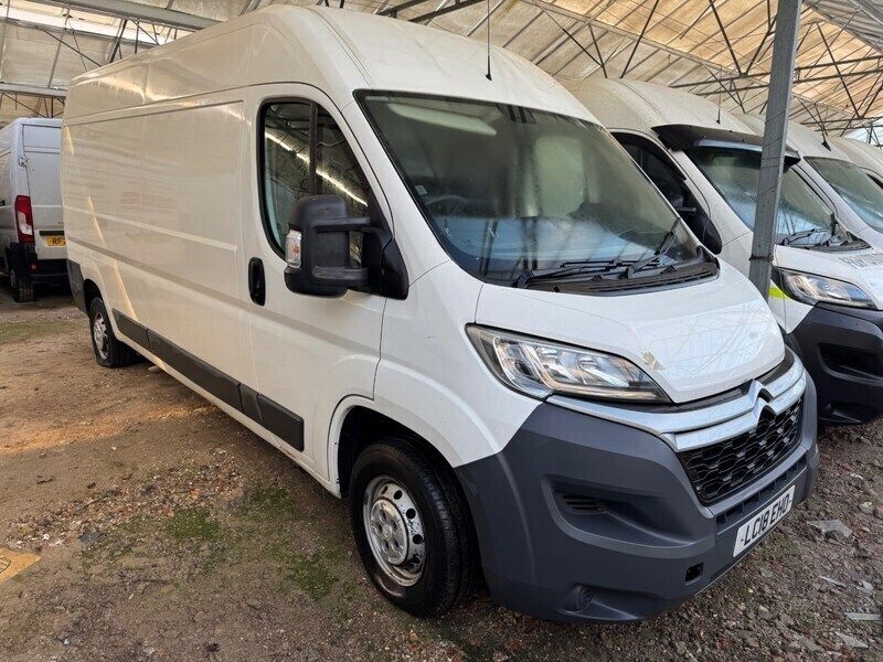 White Used 2018 Citroën Relay Van | £2,500 - Image 1/4
