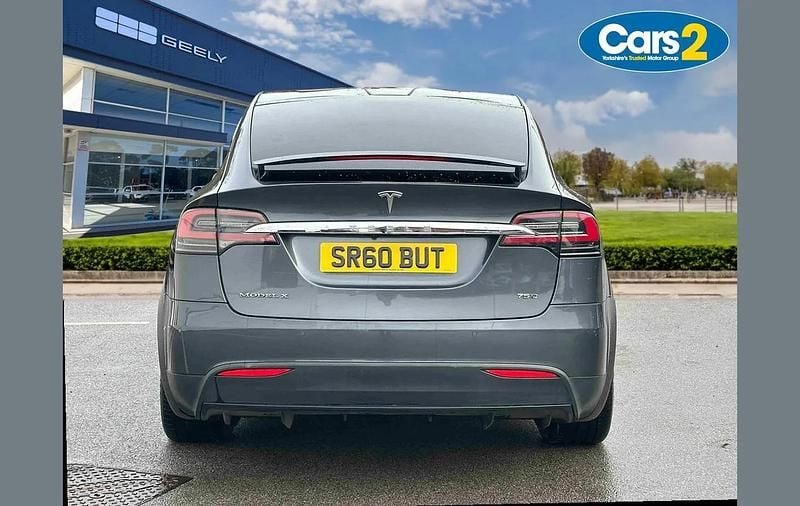 Used Tesla Model X 244 kW (333 HP) 2017 Silver SUV