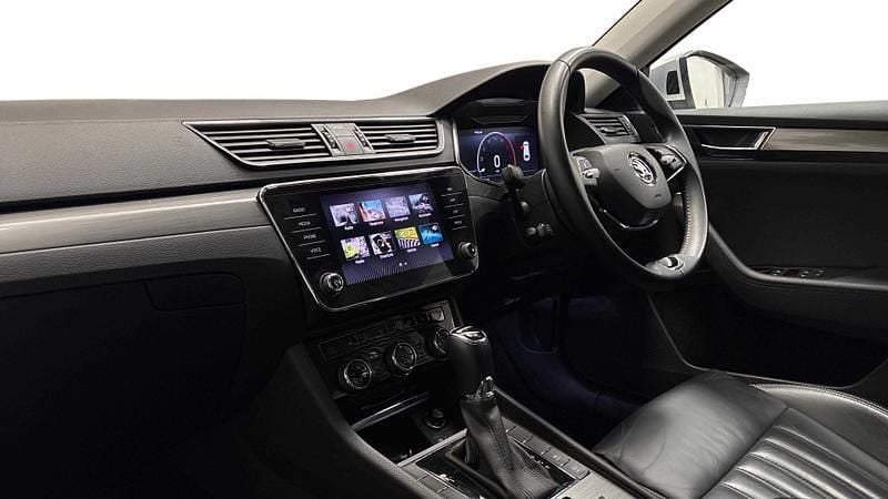 Used Skoda Superb SE L 150 HP (110 kW) 2022 Silver Estate