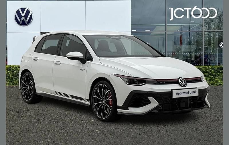 Used VW Golf VIII GTI Clubsport 300 HP (220 kW) 2025 White Hatchback