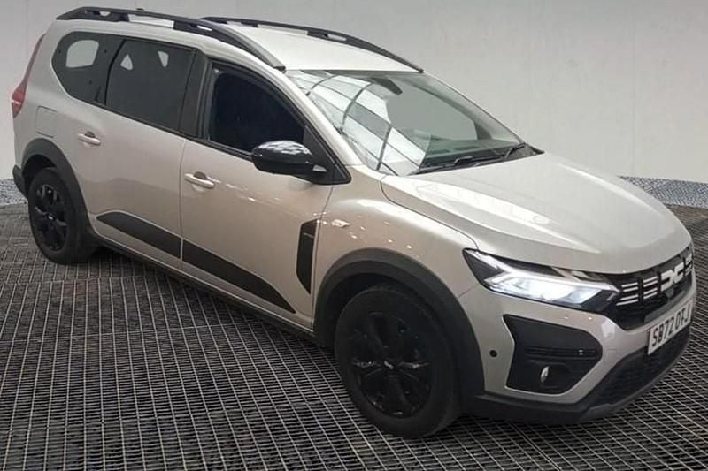 Used Dacia Jogger Extreme 109 HP (80 kW) 2023 Grey MPV