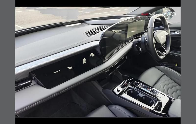 Used Audi e-tron S-Line 314 kW (428 HP) 2025 Black SUV