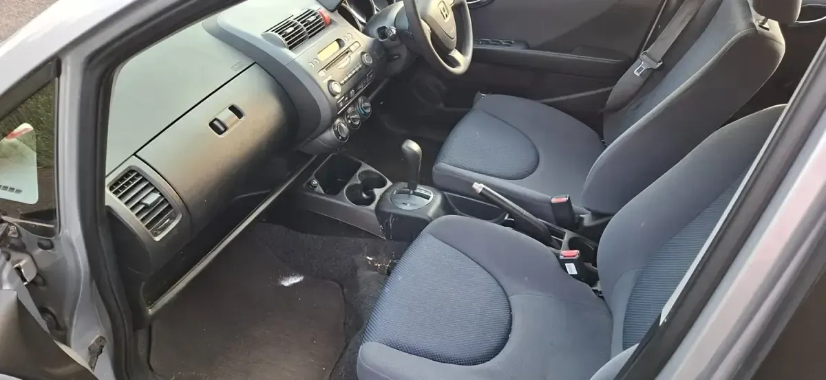 Second-hand Honda Jazz SE 82 CP (60 kW) 2004 Argintiu Hatchback