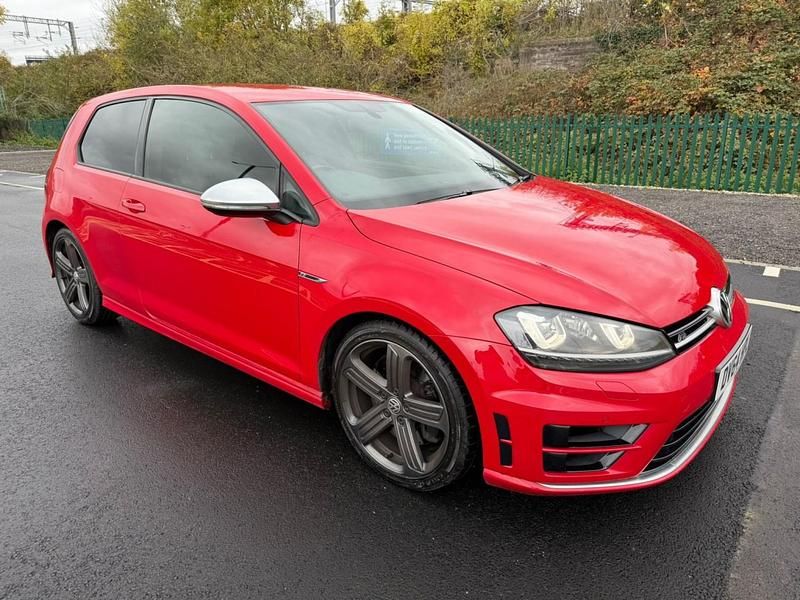Red Used 2014 VW Golf VII R Hatchback | £8,995 (Super price) - Image 1/4
