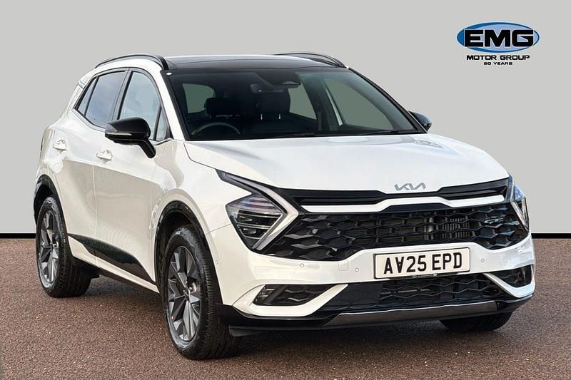 Fusion white Used 2025 Kia Sportage GT-Line S SUV | £28,890 (Good price) - Image 1/3