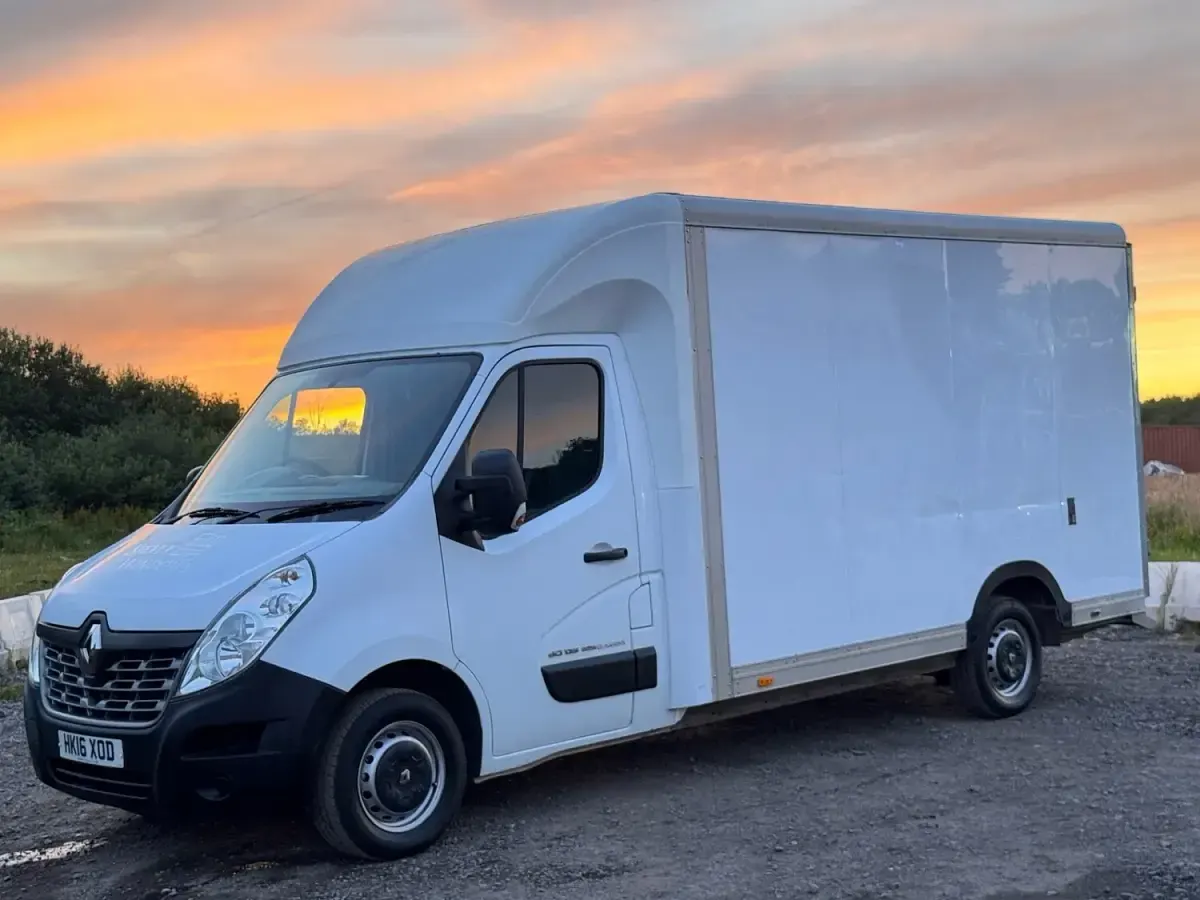 Used Renault Master Business 125 HP (91 kW) 2016 White Van