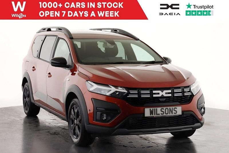 New 2025 Dacia Jogger Extreme MPV | £24,695 (Fair price) - Image 1/4