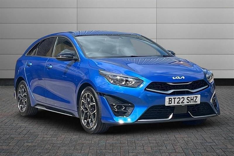 Blue Used 2022 Kia ProCeed GT-Line Hatchback | £18,450 (Fair price) - Image 1/4