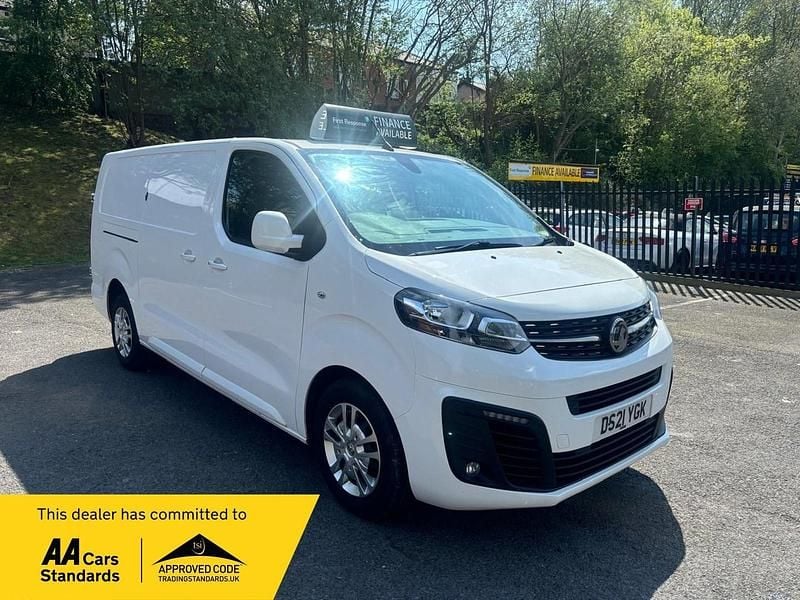 White Used 2021 Vauxhall Vivaro Sportive Van | £10,495 (Fair price) - Image 1/4
