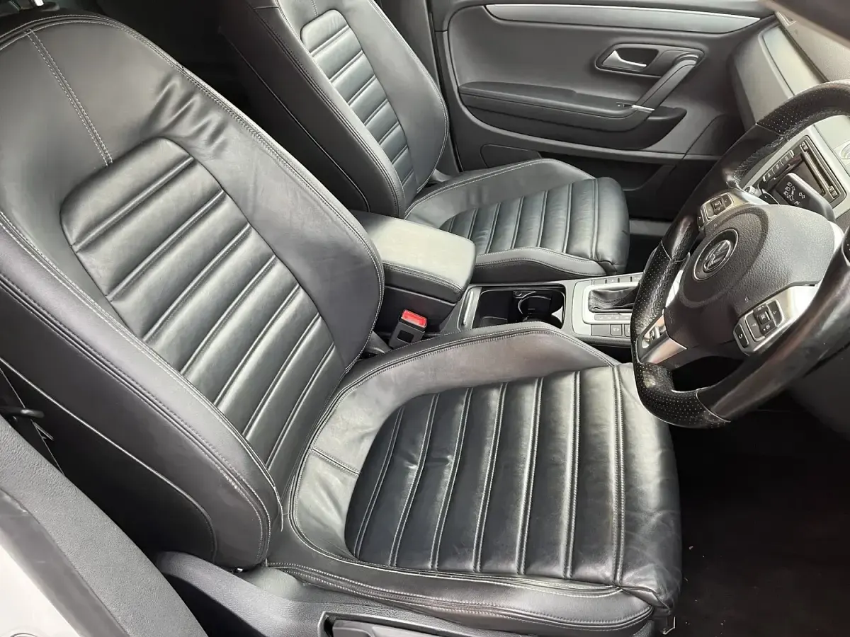 Used VW CC R-line 177 HP (130 kW) 2014 White Sedan