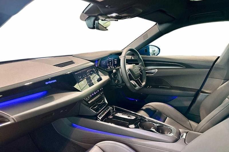 Used Audi e-tron 389 kW (530 HP) 2022 Ascari blue, metallic SUV