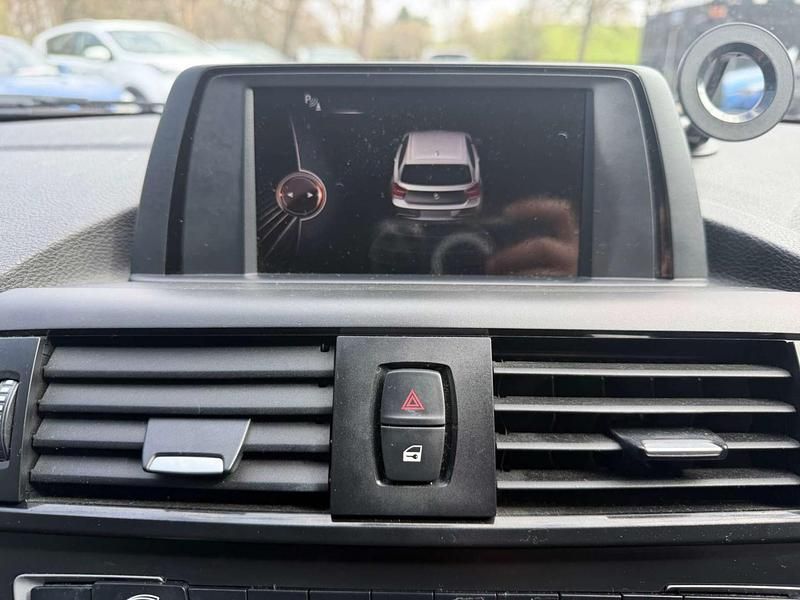 Usado BMW 118 Sport Line 2014 Preto Citadino