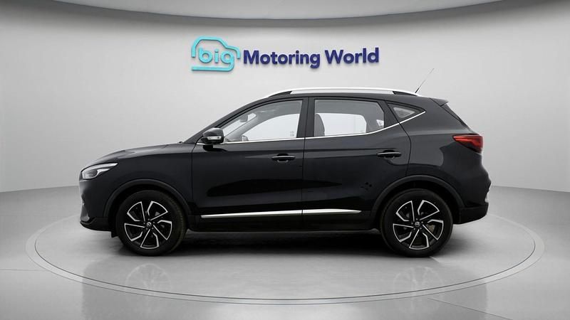 Used MG ZS Exclusive 105 HP (77 kW) 2022 Black SUV