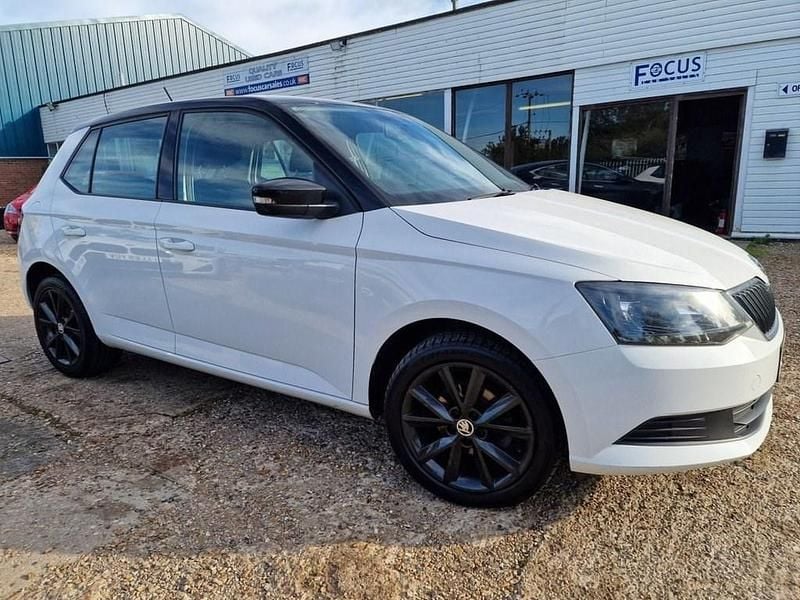White Used 2017 Skoda Fabia Colour Edition Hatchback | £6,495 (Fair price) - Image 1/4