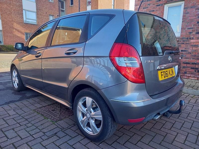 Used Mercedes A160 Avantgarde 2011 Grey Hatchback