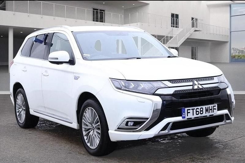 Used 2018 Mitsubishi Outlander P-HEV | £12,780 (Fair price) - Image 1/1