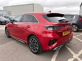 Used Kia Ceed GT-Line 138 HP (101 kW) 2025 Red Hatchback
