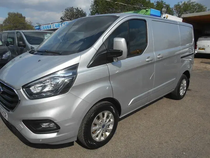Used Ford Transit Custom Limited 130 HP (95 kW) 2020 Silver Van