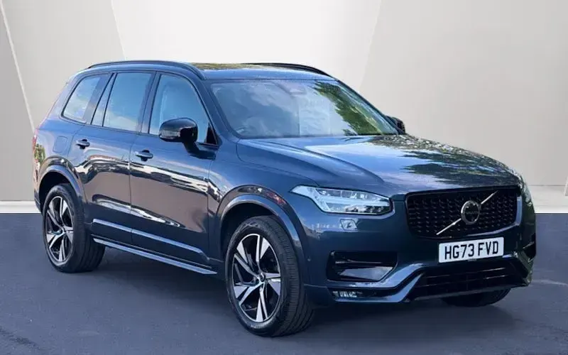 Usado Volvo XC90 Plus 235 HP (172 kW) 2023 SUV
