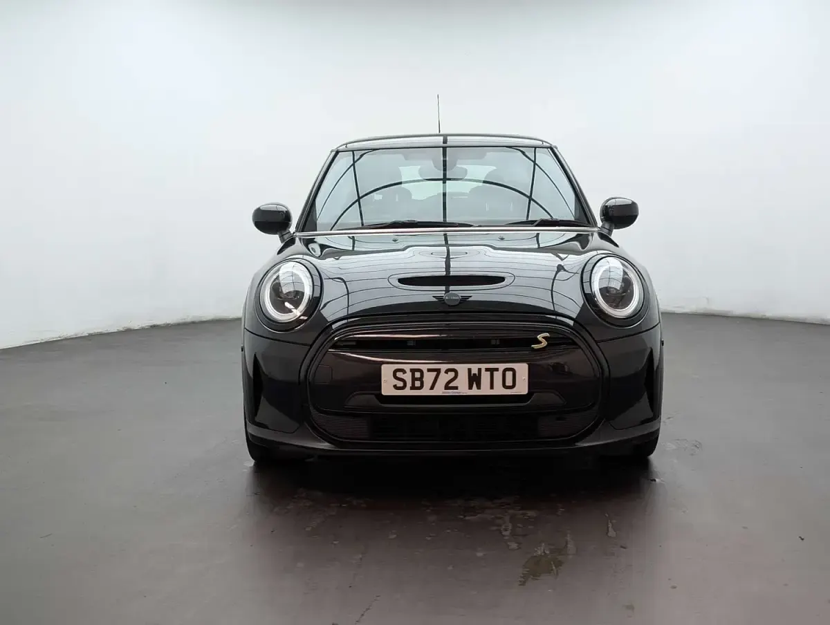 Used Mini Cooper S Hatch 135 kW (184 HP) 2023 Black Hatchback