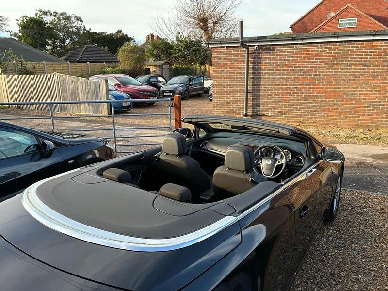 Used Vauxhall Cascada S 140 HP (102 kW) 2014 Black Cabriolet