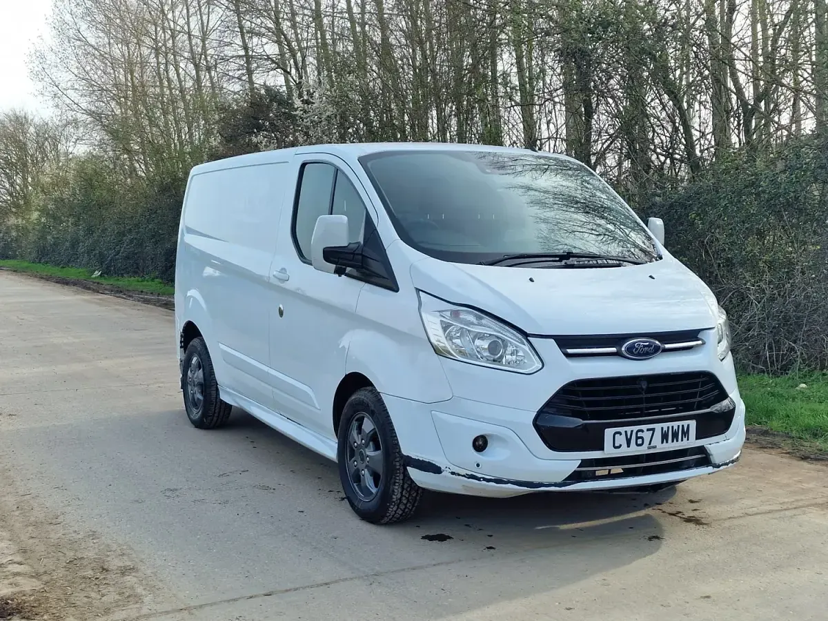 Używany Ford Transit Custom Limited 130 KM (95 kW) 2017 Biały Van