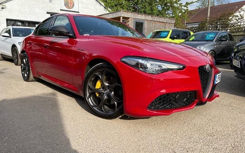 Red Used 2019 Alfa Romeo Giulia Veloce Sedan | £29,995 (Expensive) - Image 1/4