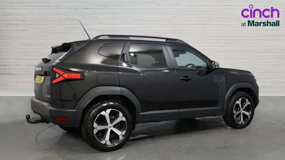 Usado Dacia Duster Journey 130 HP (95 kW) 2025 Preto SUV