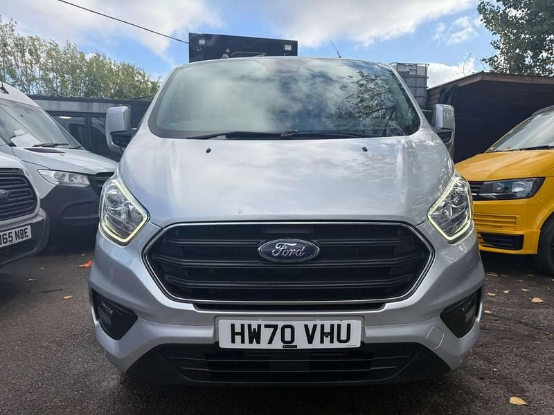 Used Ford Transit Custom Limited 130 HP (95 kW) 2020 Silver Van