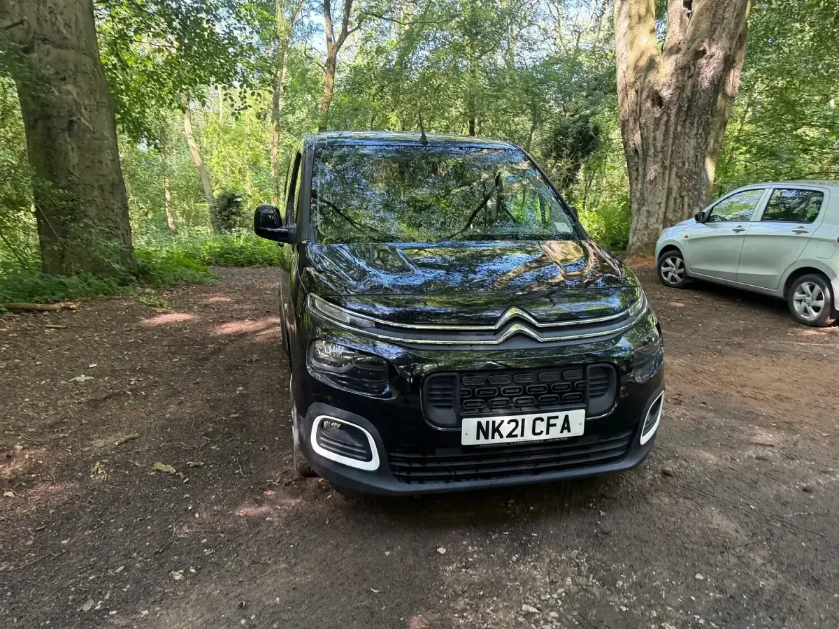 Used Citroën Berlingo Feel 2021 Black MPV
