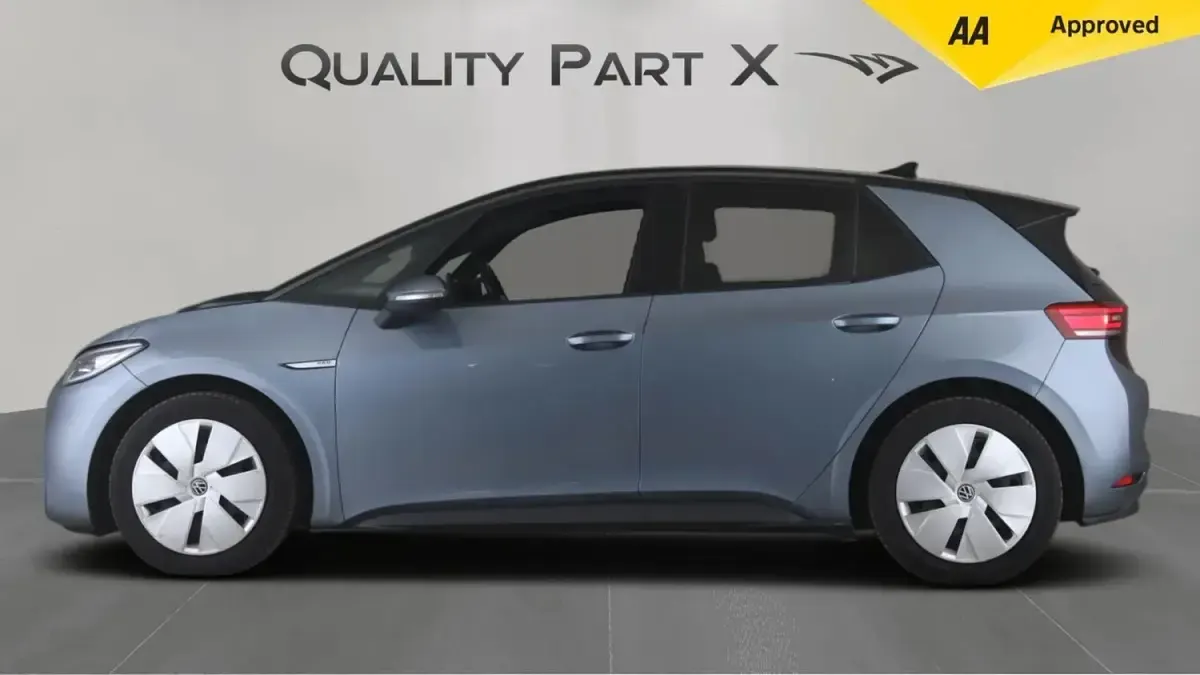 Used VW ID.3 Pro Performance 150 kW (204 HP) 2021 Blue Hatchback