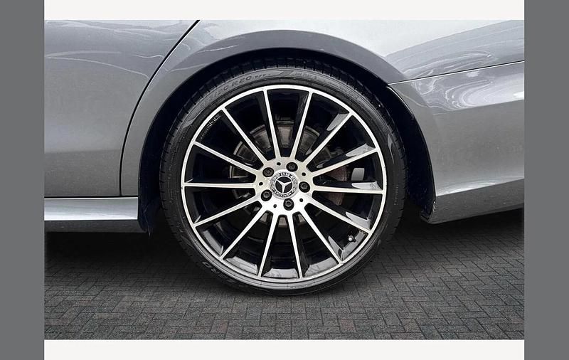 Used Mercedes E220 AMG line 194 HP (142 kW) 2019 Grey Estate