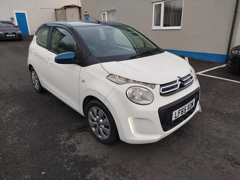 Used Citroën C1 Feel 68 HP (50 kW) 2015 White Hatchback