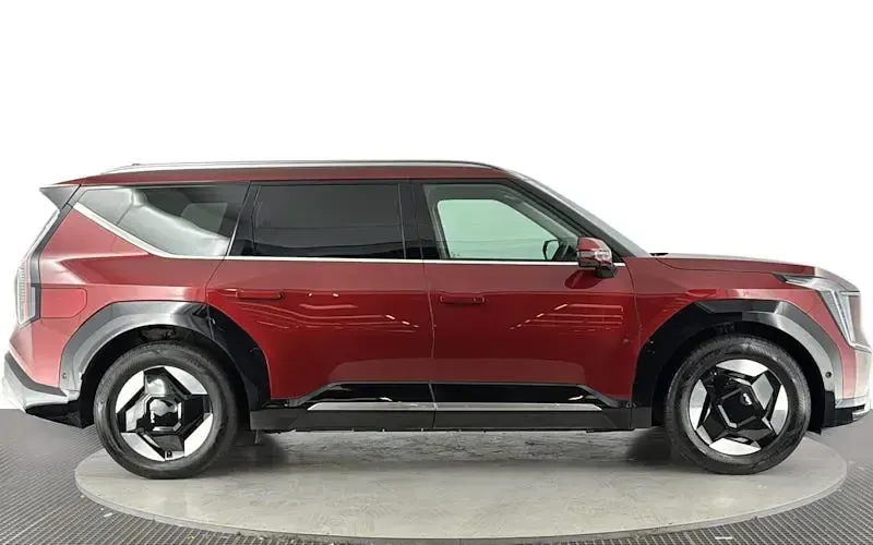 Used Kia EV9 Air 149 kW (203 HP) 2026 SUV