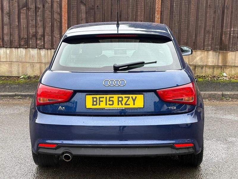 Used Audi A1 Sportback Sport 116 HP (85 kW) 2015 Blue Hatchback