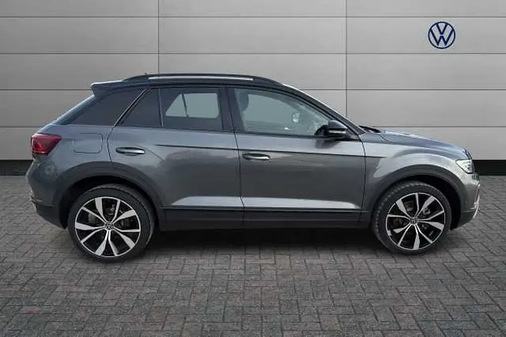 Ny VW T-Roc Design 115 HK (84 kW) 2026 Grå SUV