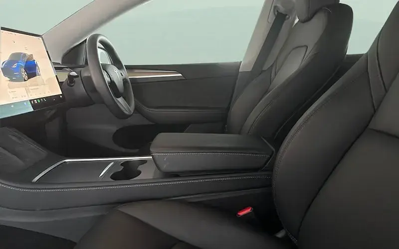 Used Tesla Model Y Standard Range 219 kW (299 HP) 2024 SUV