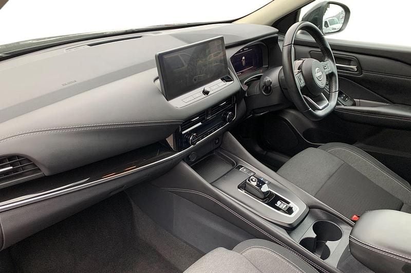 Used Nissan Qashqai N-Connecta 190 HP (139 kW) 2023 Black SUV