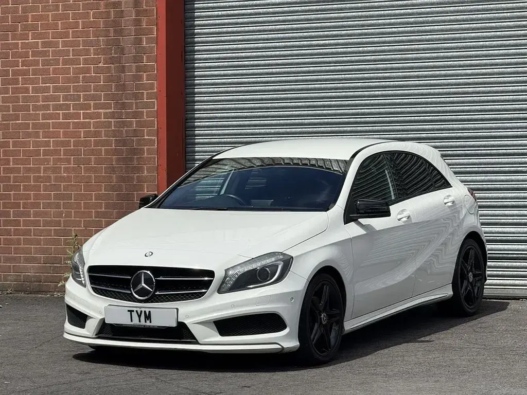 Used Mercedes A200 AMG 2013 White Hatchback