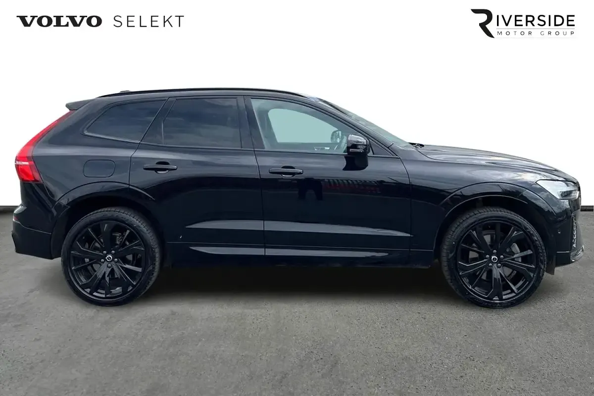 Used Volvo XC60 Ultra 250 HP (183 kW) 2025 Black SUV