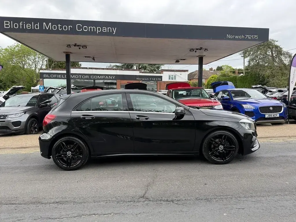 Used Mercedes A180 AMG line 109 HP (80 kW) 2017 Black Hatchback