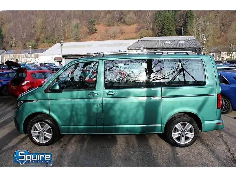 Used VW Transporter SE 2020 Bayleaf green Van