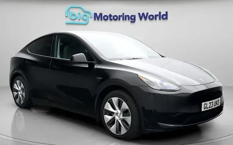 Used Tesla Model Y Standard Range 219 kW (299 HP) 2023 SUV