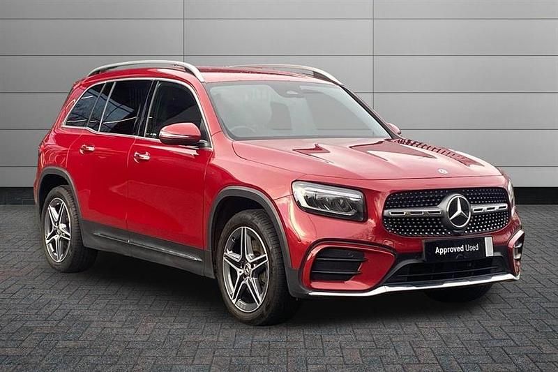 Used Mercedes GLB220 AMG Line Premium 190 HP (139 kW) 2024 Patagonia red SUV