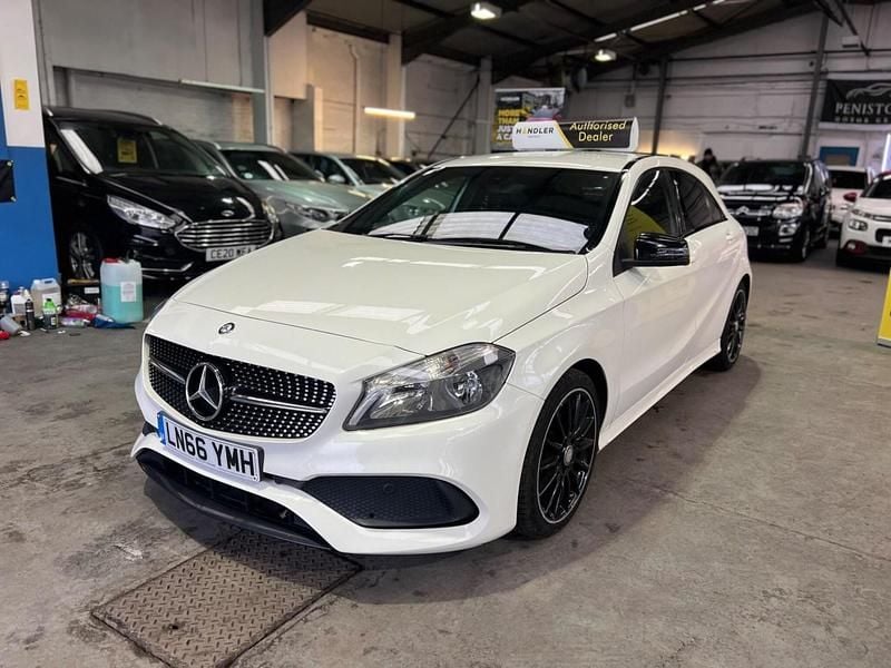 Used Mercedes A160 AMG line 2016 White Hatchback