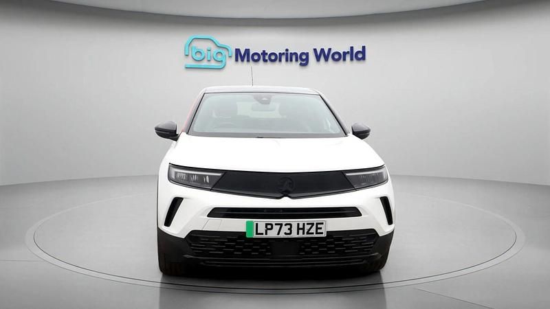 Used Vauxhall Mokka 100 kW (136 HP) 2023 White SUV